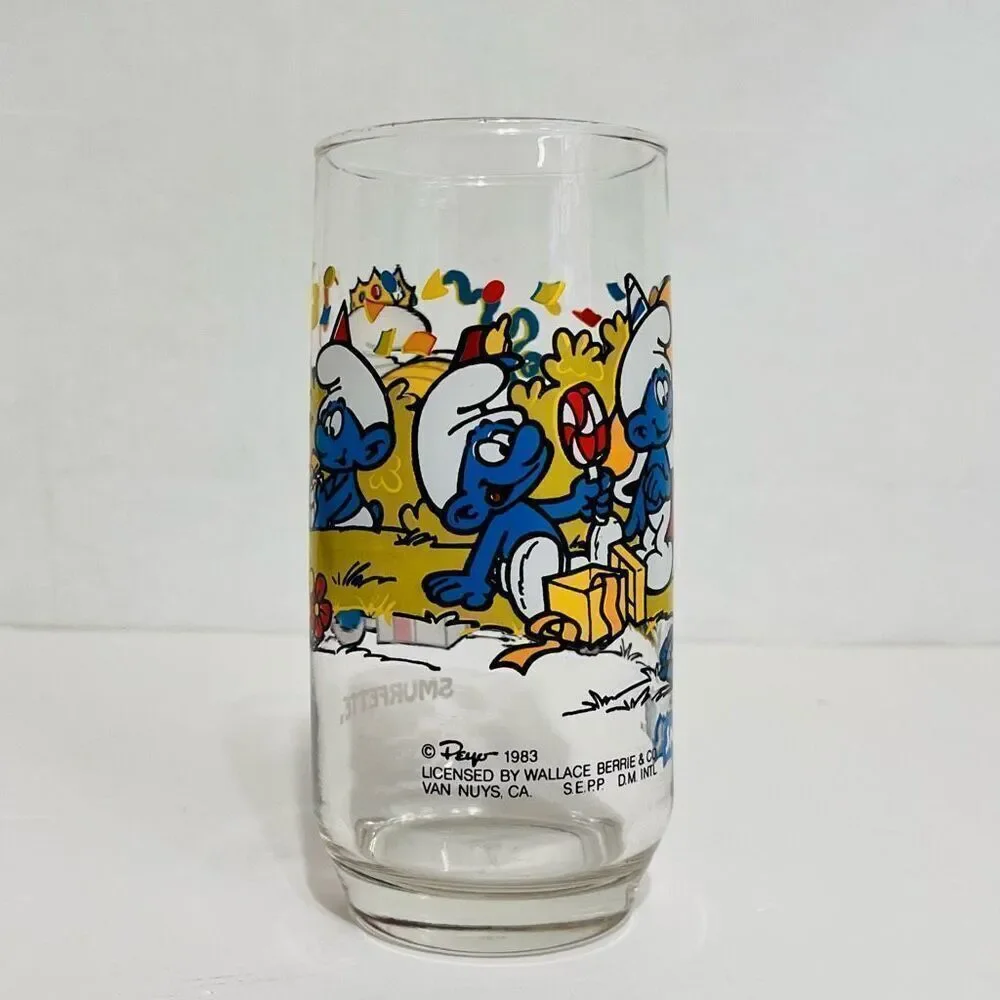 Vintage 1983 The Smurfs-Smurfette Glass - Picture 2 of 4